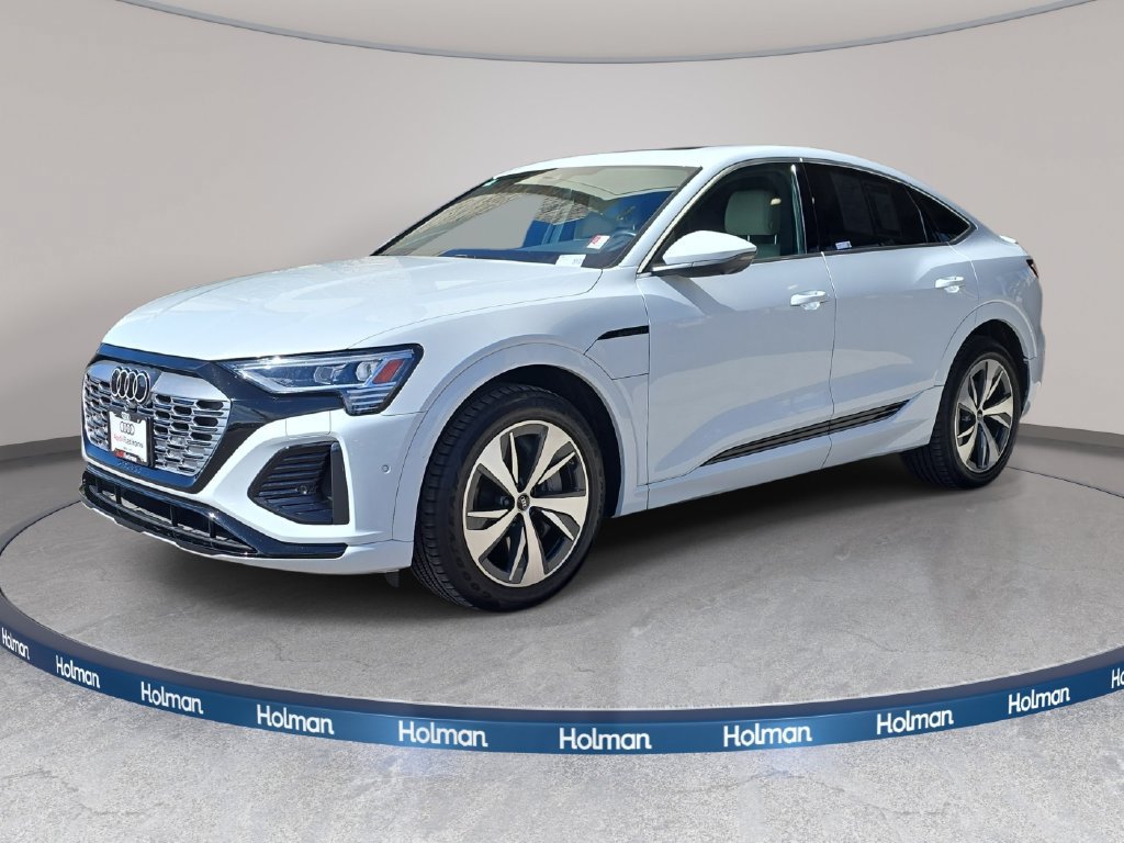 Certified 2024 Audi Q8 e-tron Premium Plus w/ Premium Plus Package AWD/4WD image 1