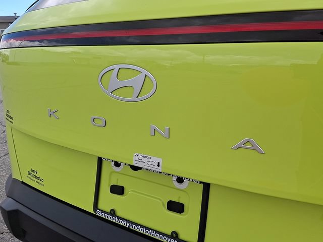 Certified 2025 Hyundai Kona SE AWD/4WD image 31