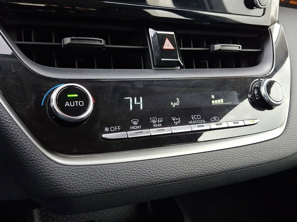 Used 2020 Toyota Corolla LE image 15