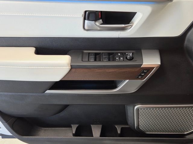 Used 2024 Toyota Sequoia Capstone image 30