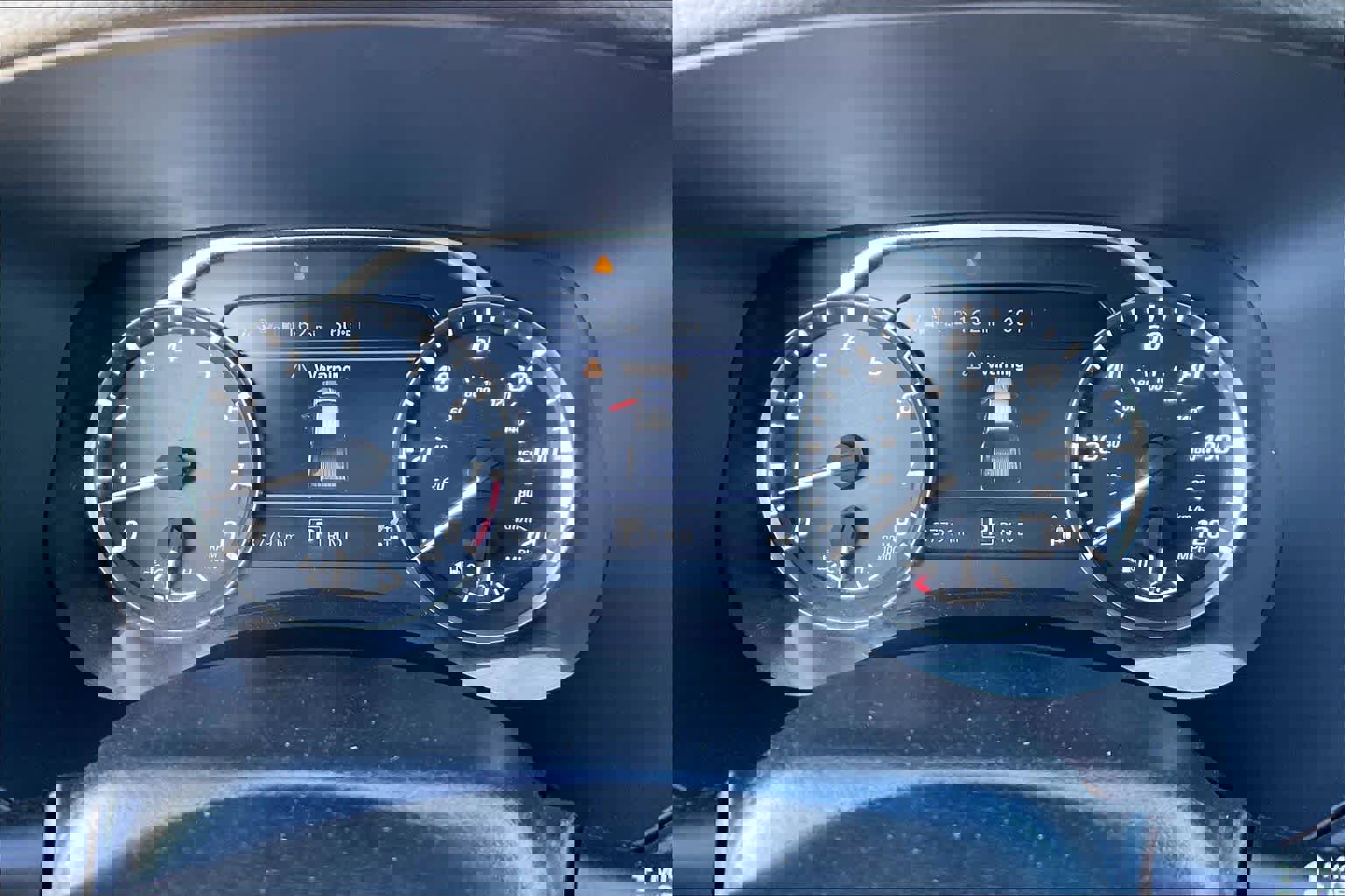 Used 2022 Nissan Frontier SV w/ SV Premium Package image 25