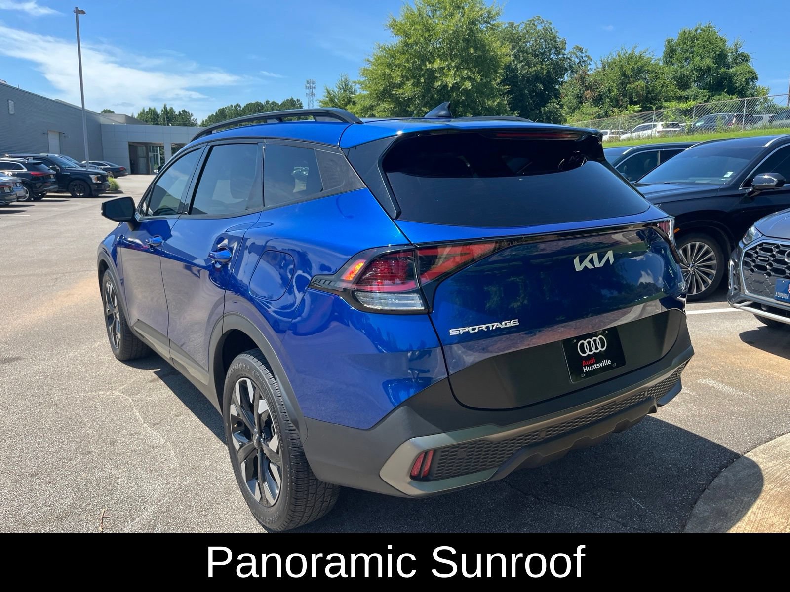 Used 2023 Kia Sportage X-Line w/ X-Line Premium Package AWD/4WD image 8