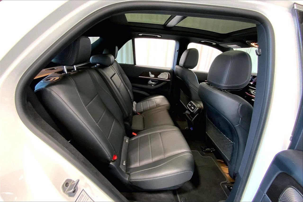 Used 2024 Mercedes-Benz GLE 350 4MATIC w/ 3rd Row Seat Package image 20