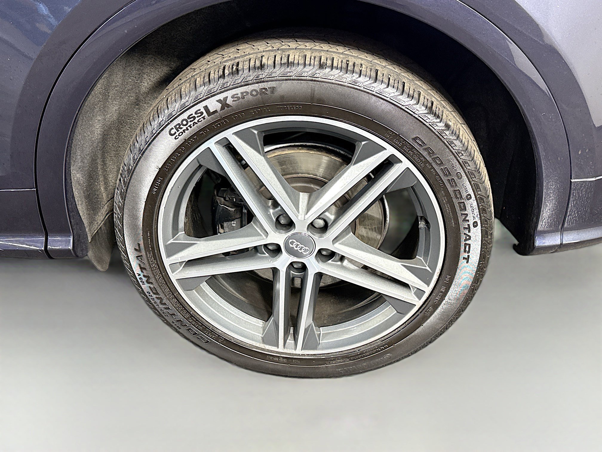 Used 2020 Audi SQ5 Premium Plus w/ Premium Plus Package image 37