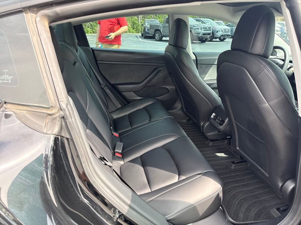 Used 2022 Tesla Model 3 Performance image 29