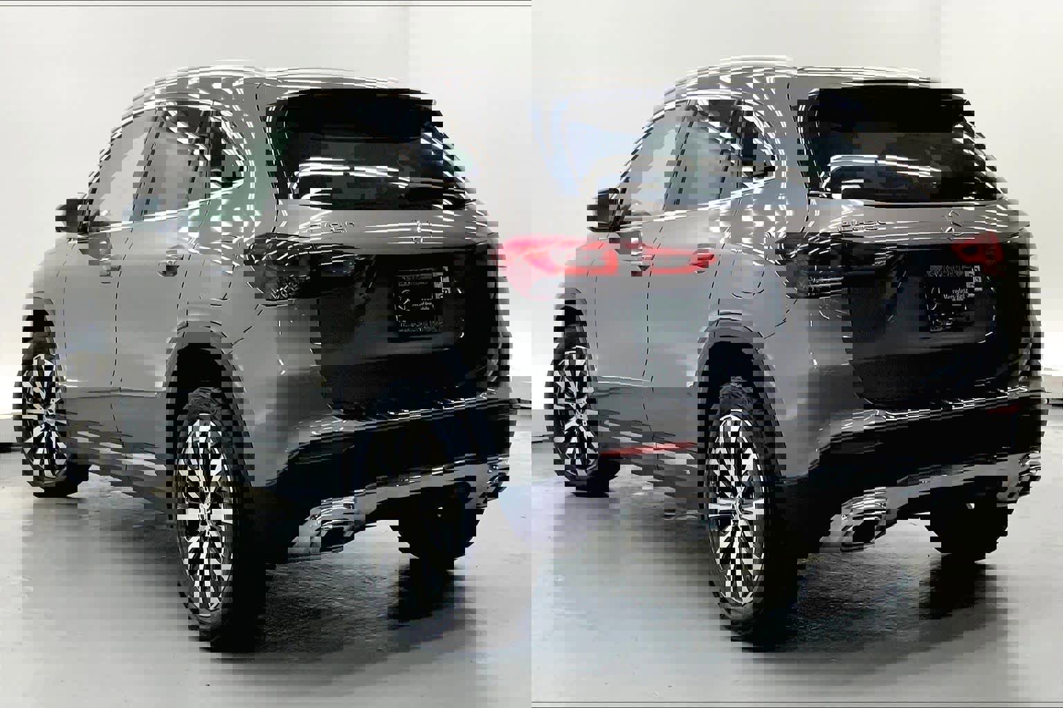 Used 2022 Mercedes-Benz GLA 250 image 2