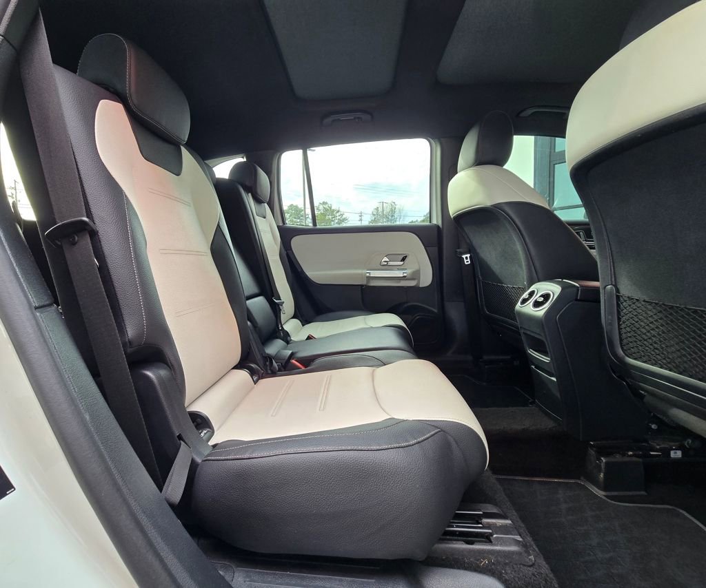 Used 2023 Mercedes-Benz GLB 250 image 22