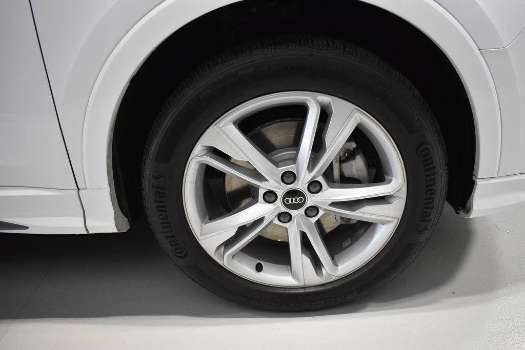 Used 2024 Audi Q3 2.0T Premium Plus w/ Premium Plus Package image 10