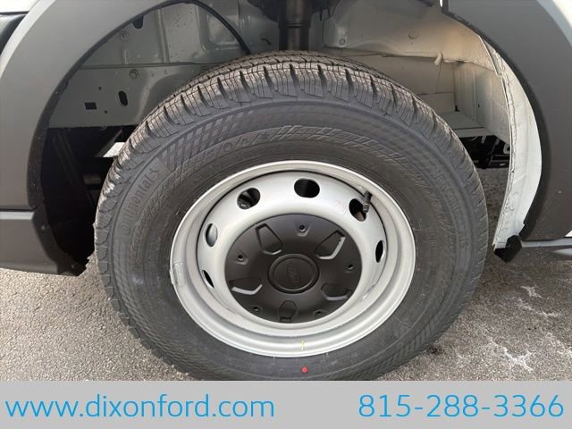 New 2026 Ford Transit 250 148 Medium Roof RWD image 23