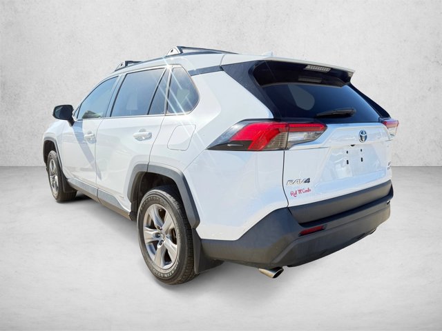 Used 2022 Toyota RAV4 XLE w/ Convenience Package AWD/4WD image 7
