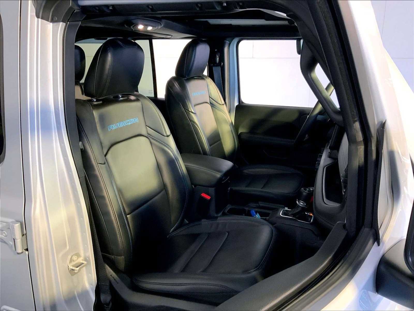 Used 2024 Jeep Wrangler Unlimited Rubicon 4xe AWD/4WD image 18