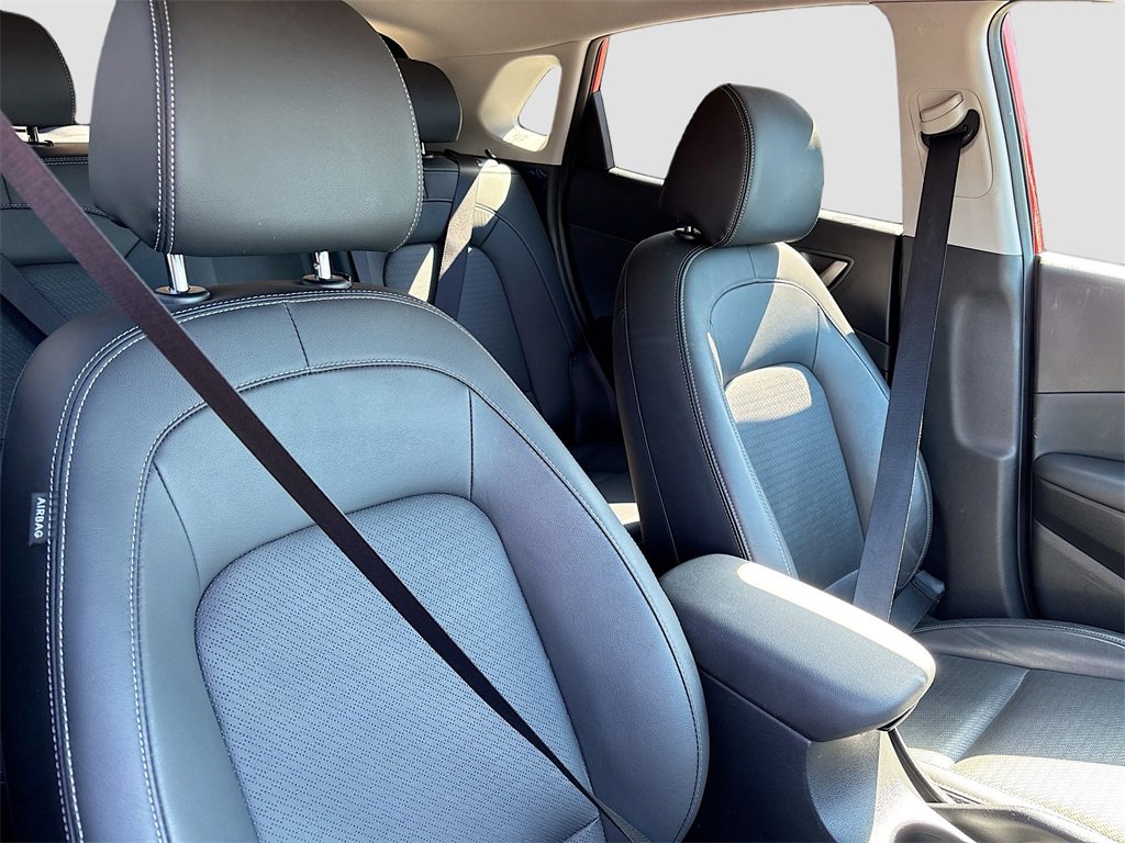 Used 2019 Hyundai Kona Limited image 26