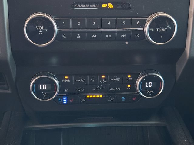 Used 2019 Ford Expedition XLT w/ Equipment Group 202A RWD image 17