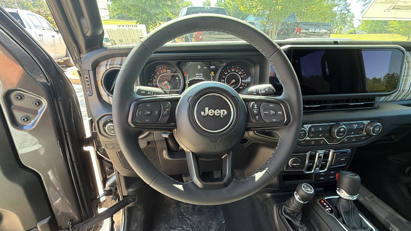 New 2026 Jeep Gladiator Overland AWD/4WD image 22