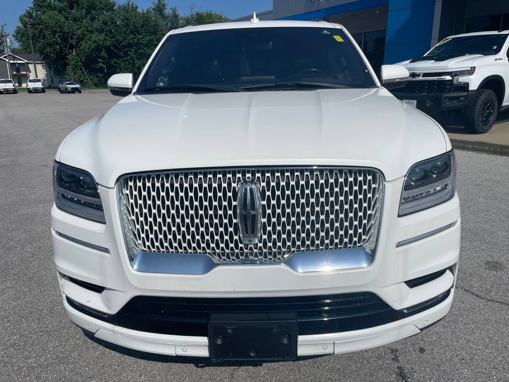 Used 2020 Lincoln Navigator Reserve w/ Equipment Group 208A Reserve AWD/4WD image 2
