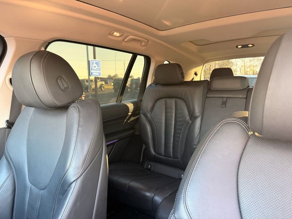 Used 2022 BMW X7 xDrive40i image 5