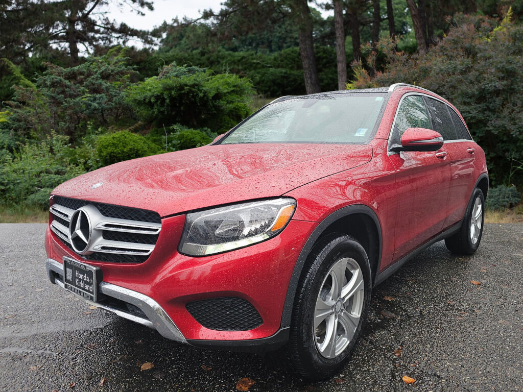Used 2016 Mercedes-Benz GLC 300 4MATIC image 3
