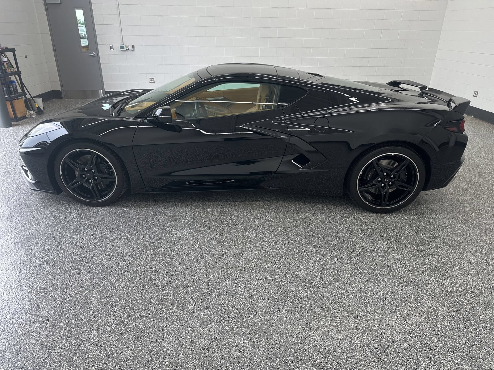 Used 2022 Chevrolet Corvette Stingray Premium Cpe w/ Z51 Performance Package RWD image 6