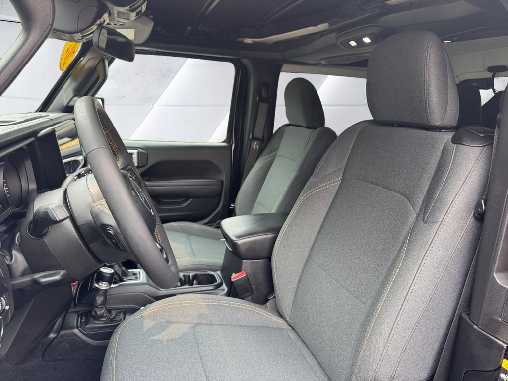 Used 2024 Jeep Wrangler Sport AWD/4WD image 7