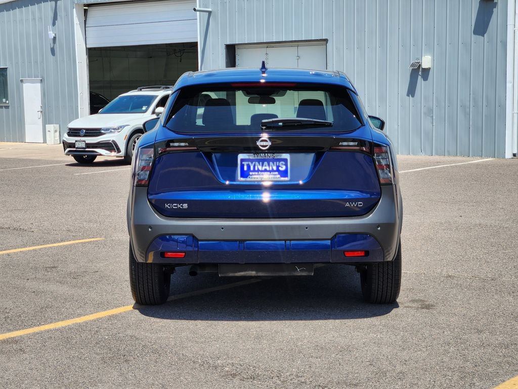 Certified 2025 Nissan Kicks SV AWD/4WD image 5