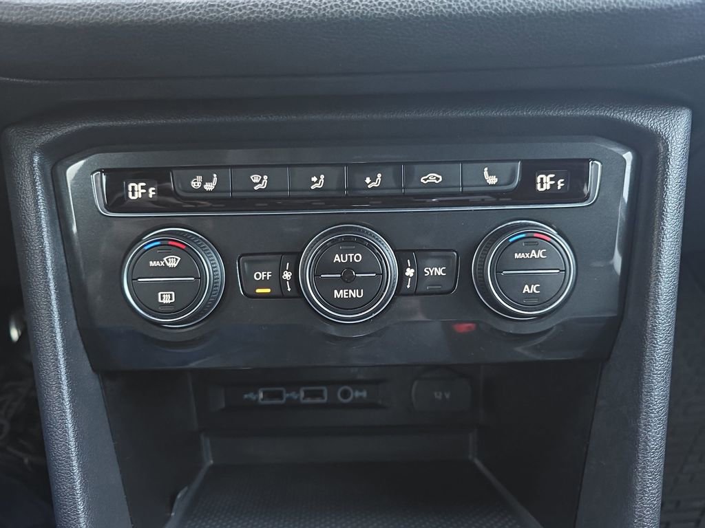 Used 2019 Volkswagen Tiguan S image 24