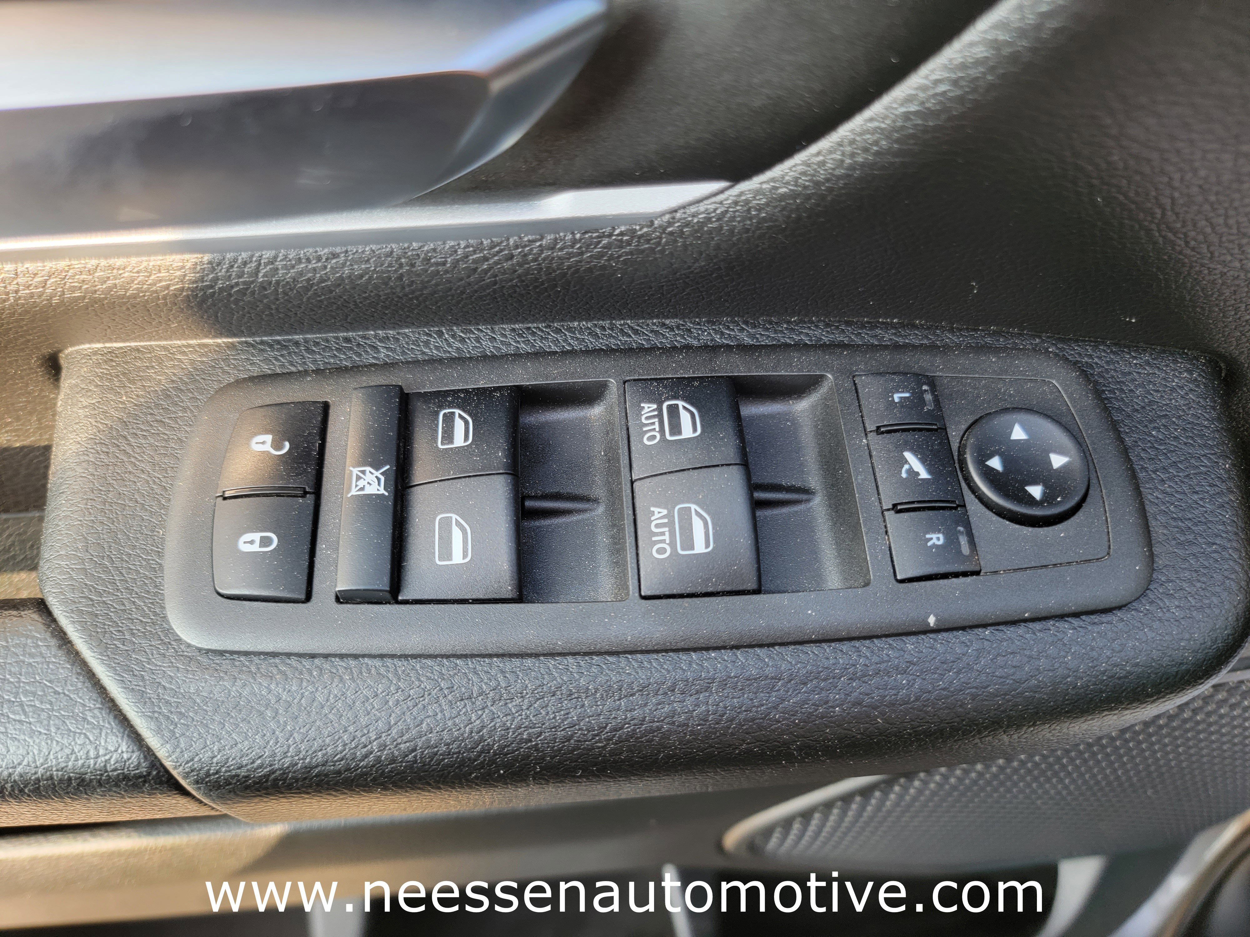 Used 2022 RAM 1500 Lone Star image 18