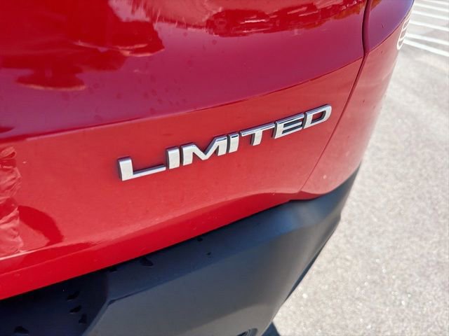 Used 2016 Jeep Renegade Limited AWD/4WD image 9