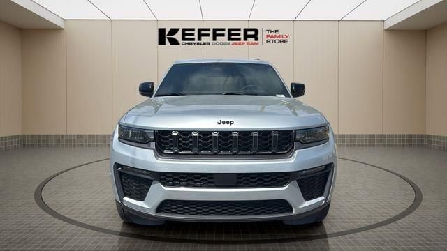 New 2026 Jeep Grand Cherokee L Limited AWD/4WD image 8