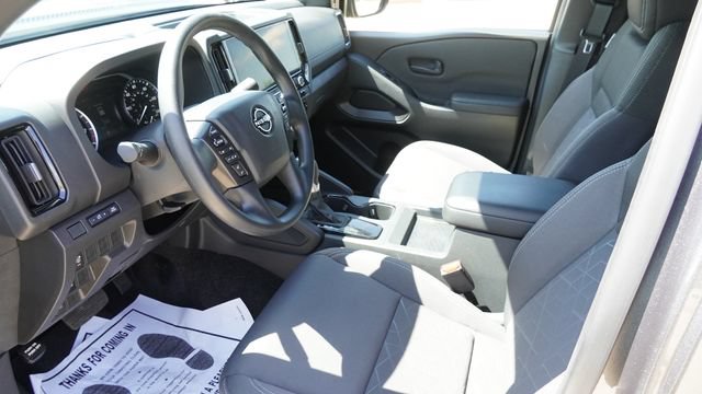 Used 2026 Nissan Frontier SV RWD image 18