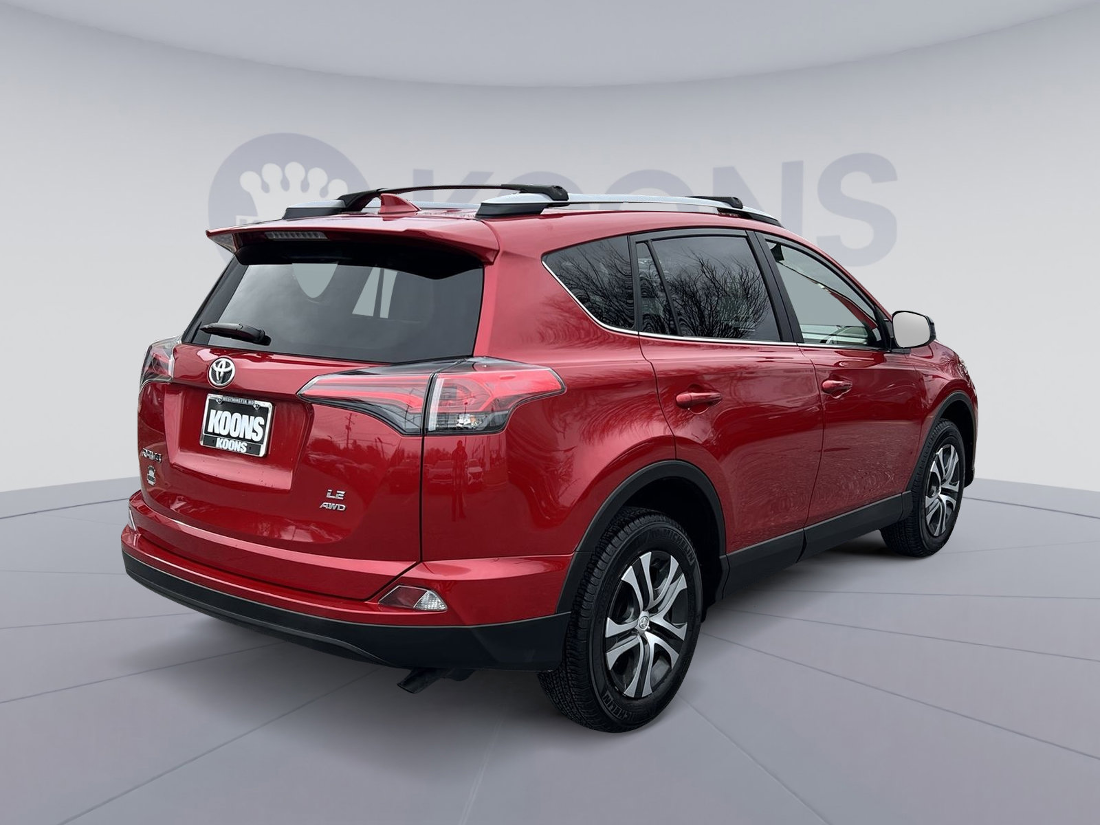 Used 2017 Toyota RAV4 LE image 7