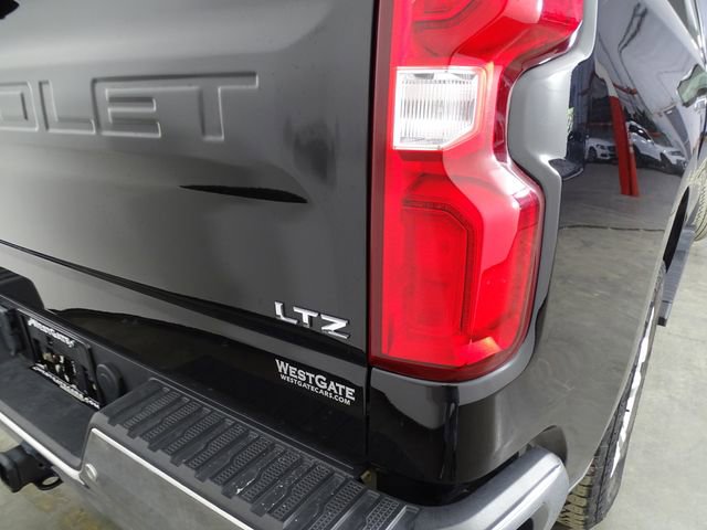 Used 2023 Chevrolet Silverado 1500 LTZ w/ Z71 Off-Road Package AWD/4WD image 43