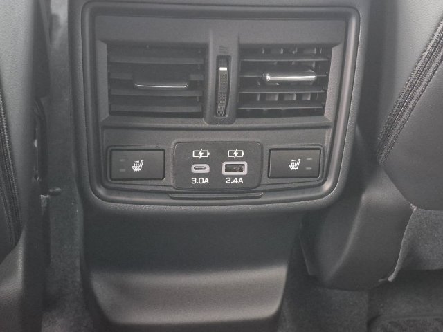 New 2026 Subaru Outback Limited AWD/4WD image 13