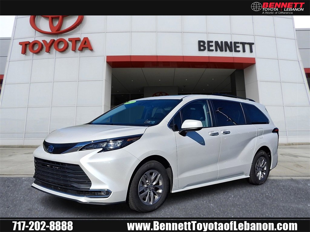 Used 2024 Toyota Sienna XLE