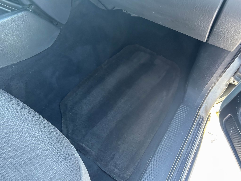 Used 2004 Jeep Grand Cherokee Laredo w/ Convenience Group image 17