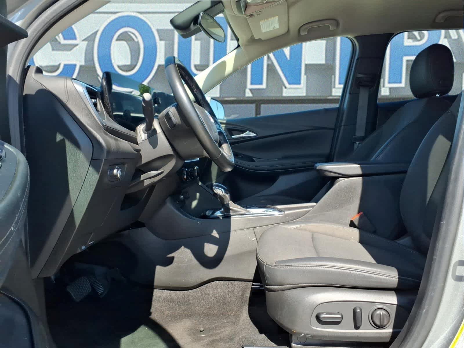 Used 2024 Buick Encore GX Preferred w/ Comfort Package FWD image 13