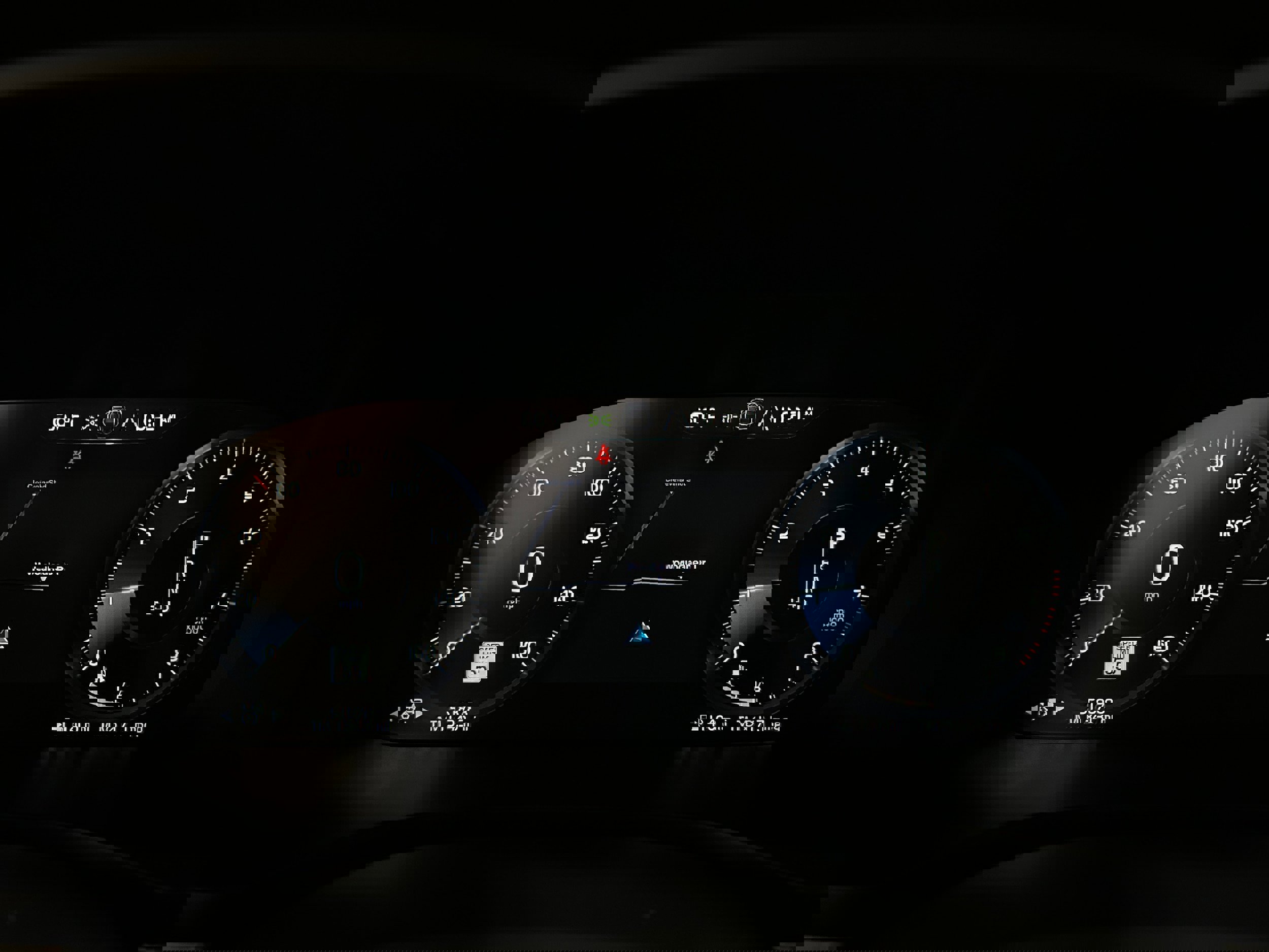 Used 2020 Volvo V60 T5 Cross Country image 14