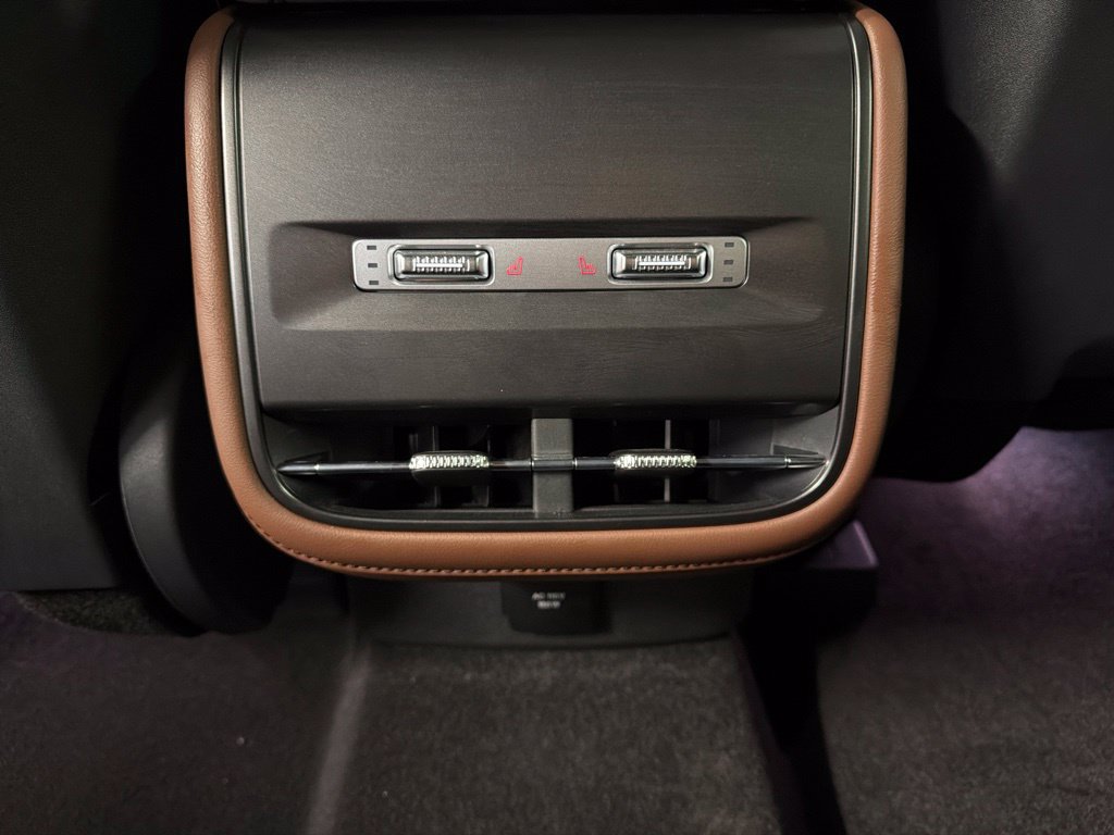 New 2026 Lincoln Nautilus Reserve AWD/4WD image 36