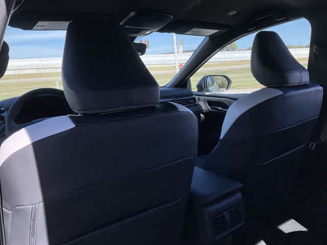 Used 2026 Toyota Camry SE w/ Convenience Package FWD image 15