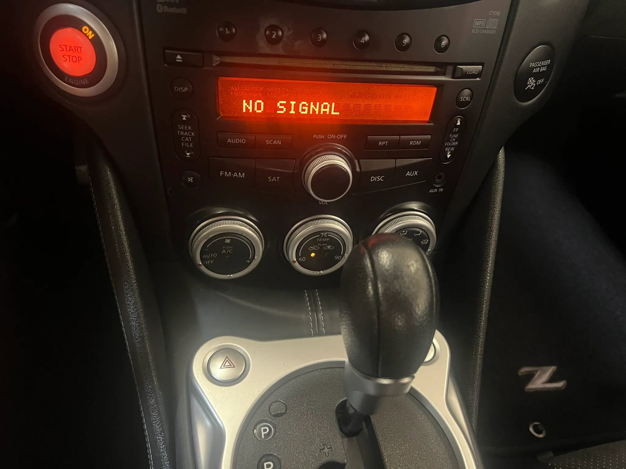 Used 2009 Nissan 370Z Touring image 22