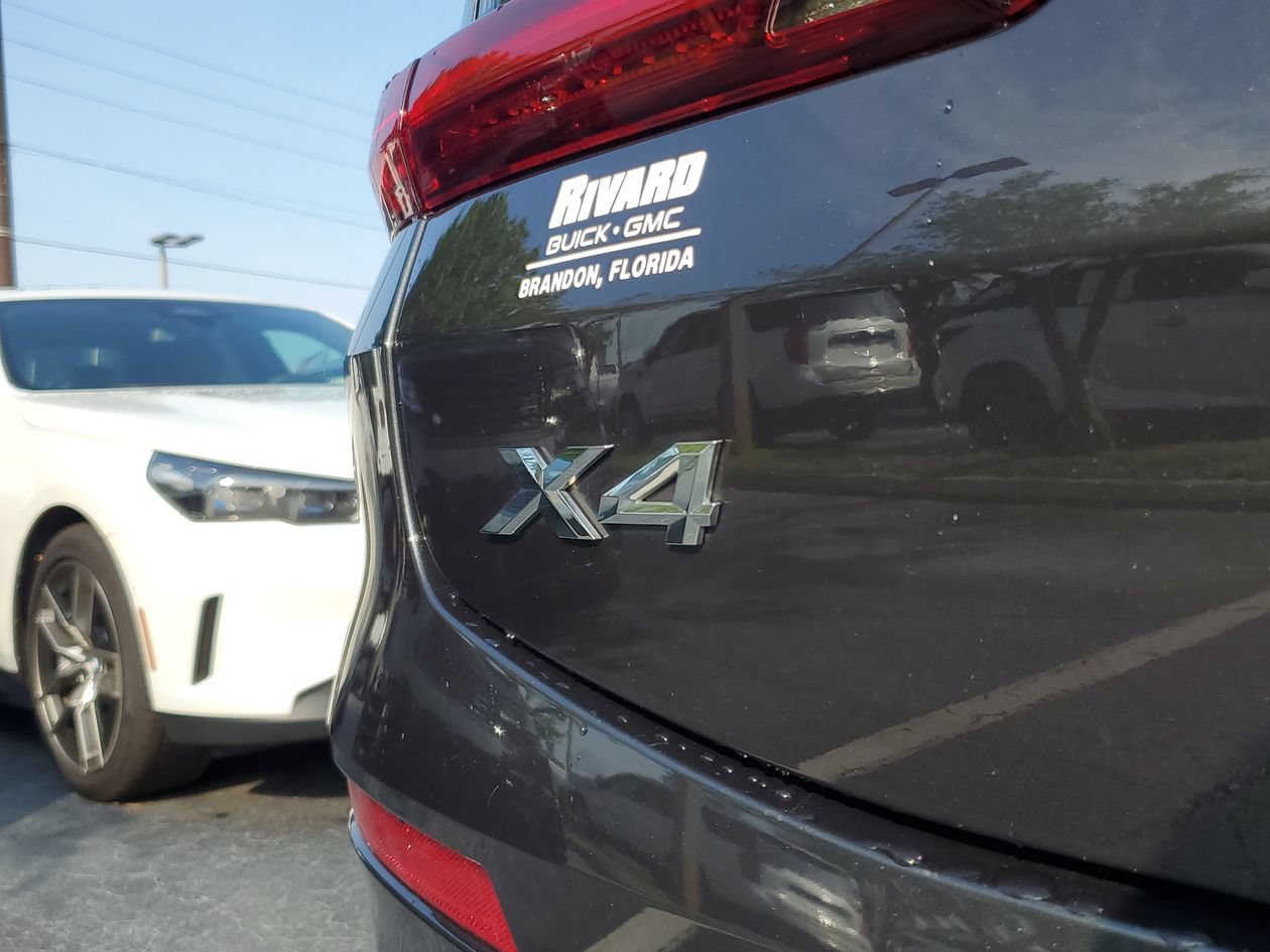 Used 2024 BMW X4 xDrive30i w/ Premium Package AWD/4WD image 7
