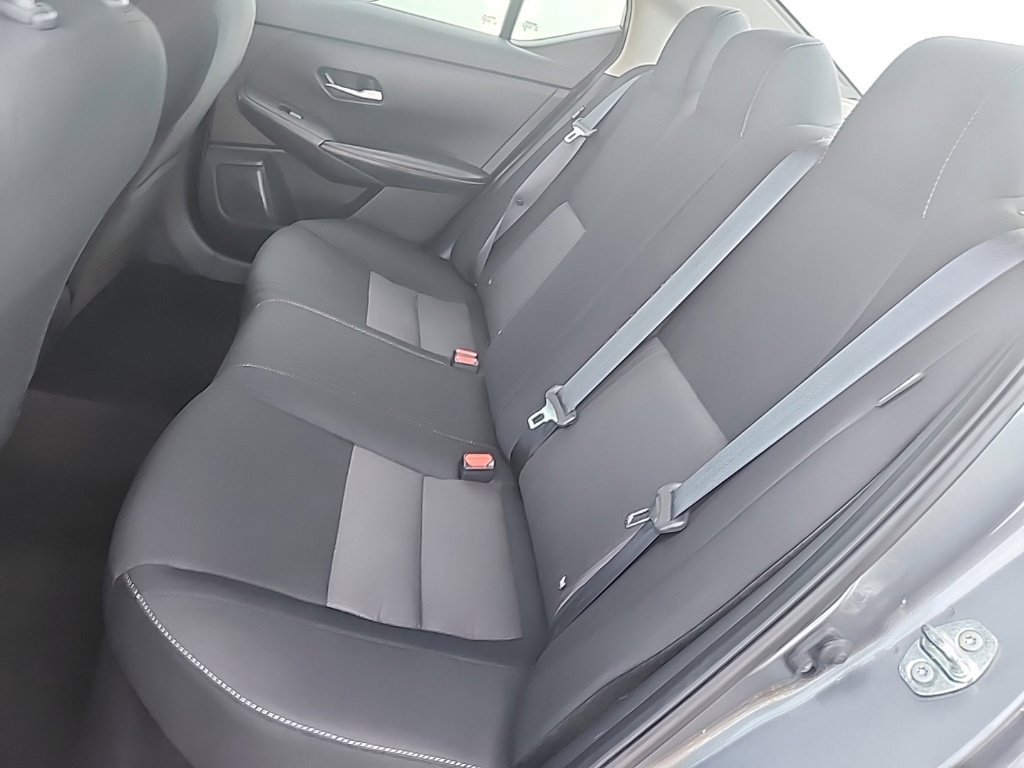 Certified 2023 Nissan Sentra SV FWD image 25