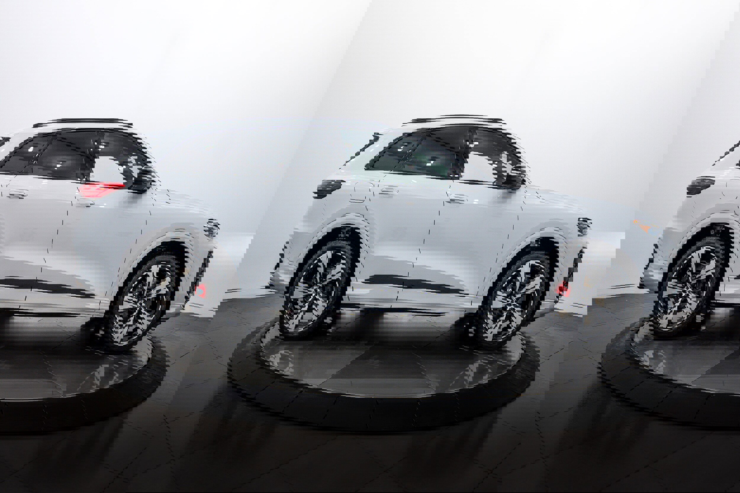 New 2025 Audi SQ5 Premium Plus image 3