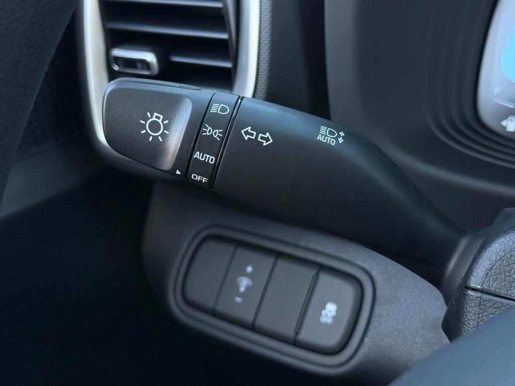 New 2026 Hyundai Venue SE image 17