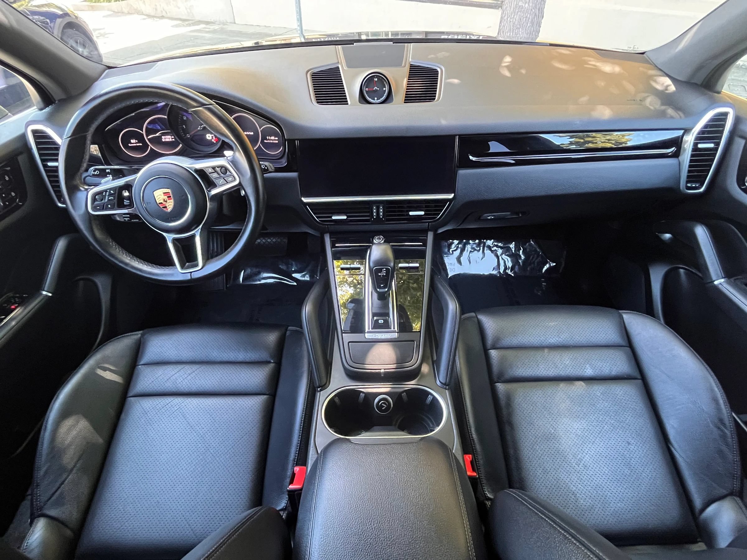 Used 2020 Porsche Cayenne w/ Driver Memory Package AWD/4WD image 19
