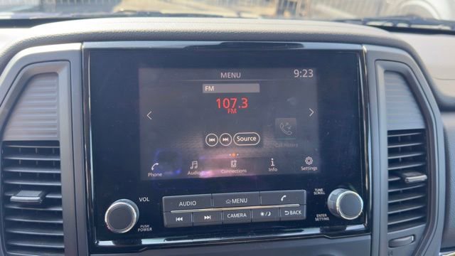 Used 2023 Nissan Titan SV image 16