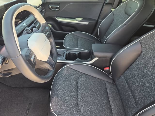 Used 2025 Kia K4 GT-Line FWD image 11