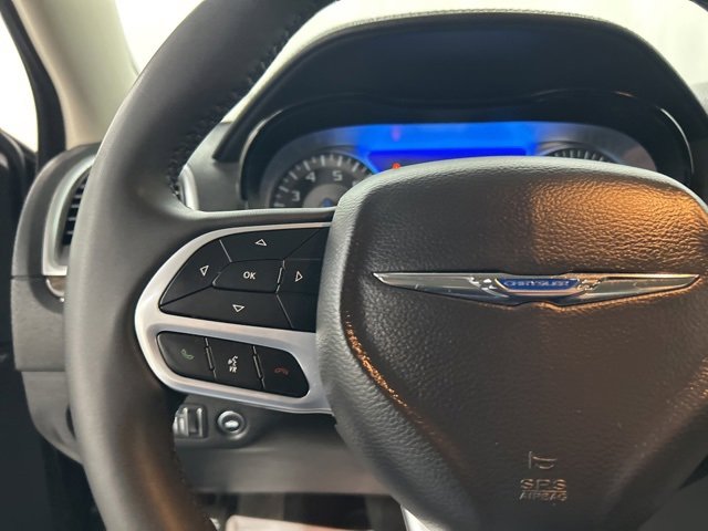 Used 2023 Chrysler 300 Touring L w/ Popular Equipment Group image 12