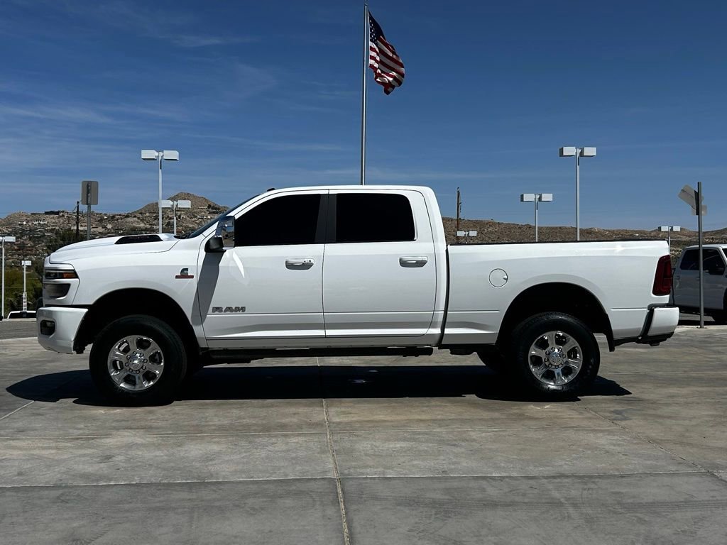 Used 2025 RAM 2500 Laramie AWD/4WD image 5