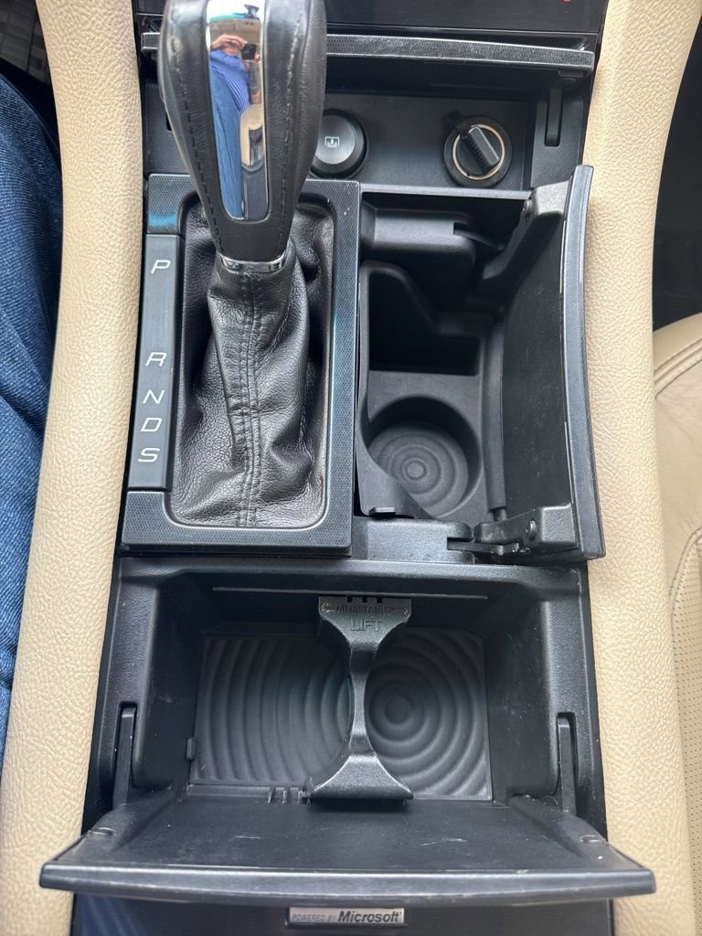 Used 2015 Ford Taurus Limited w/ Equipment Group 301A image 36