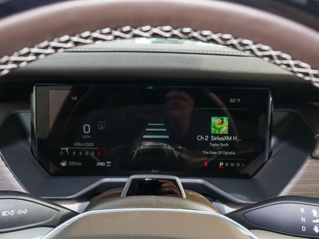 New 2026 GMC Acadia Denali w/ Super Cruise Package image 24